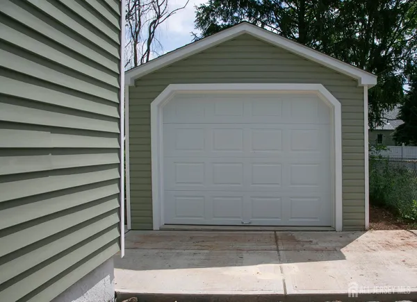 $849,000 | 15 Bradley Drive, Edison, NJ 08817