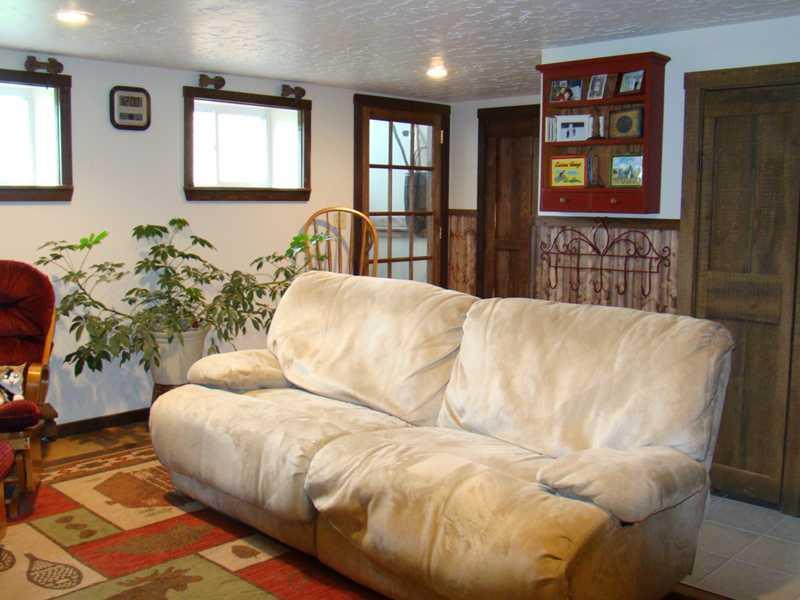128 Moose Brook Road Ludlow, ME 04730 - Photo 17 of 34 Interior Space/Layout.