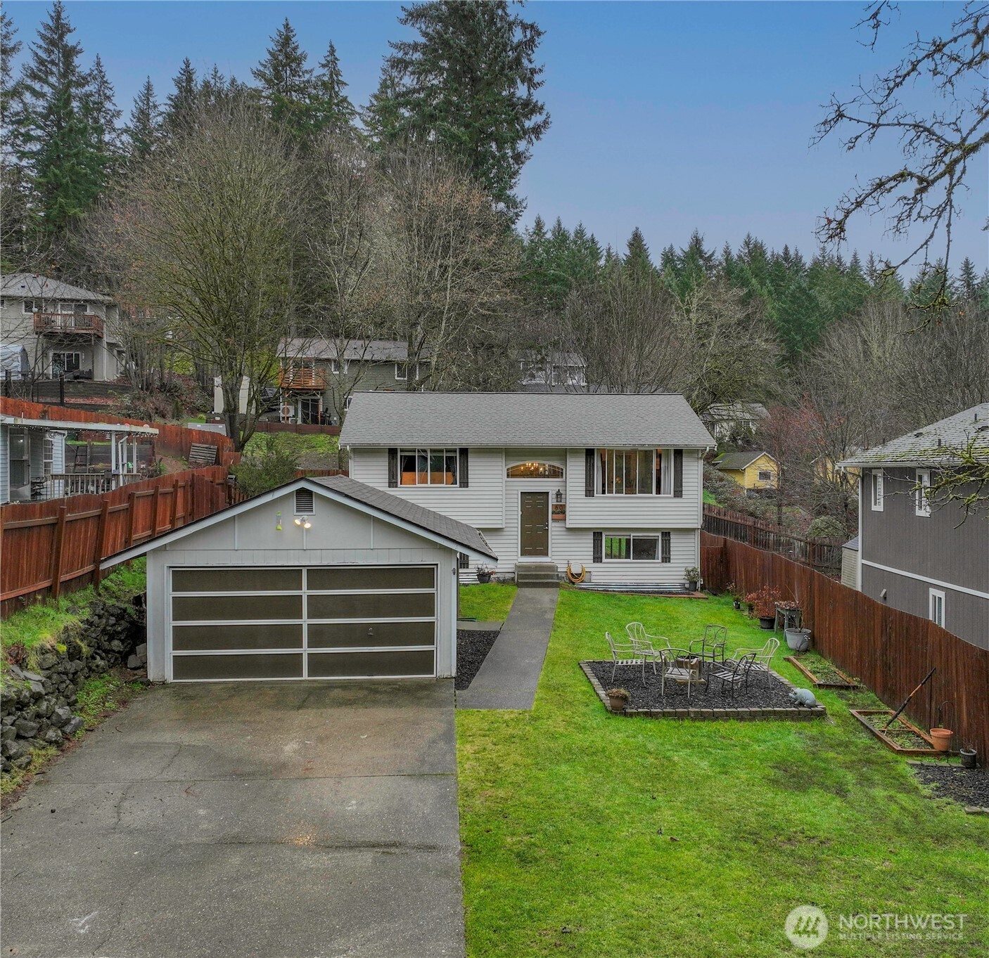 60 Lorrain Court Belfair, WA 98528 - Photo 2 of 39