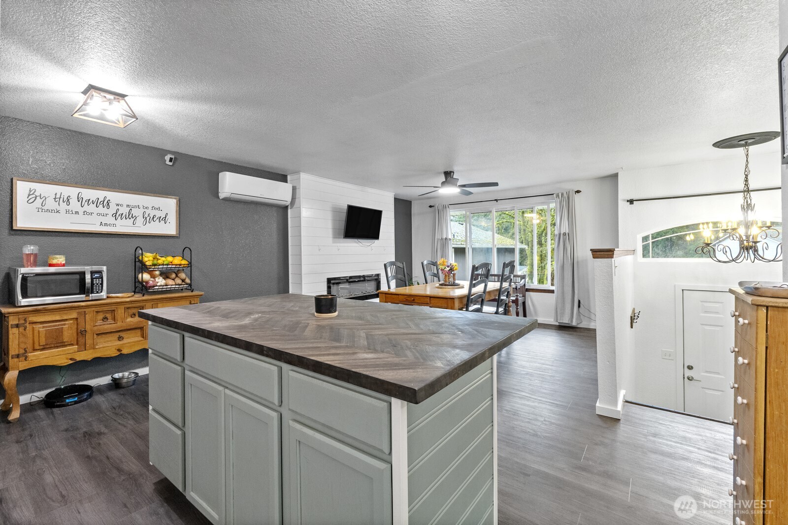 60 Lorrain Court Belfair, WA 98528 - Photo 9 of 39