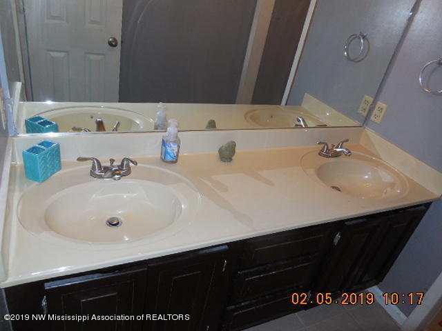 644 Kelsey Massie Road Como, MS 38619 - Photo 26 of 40 DSCN3573