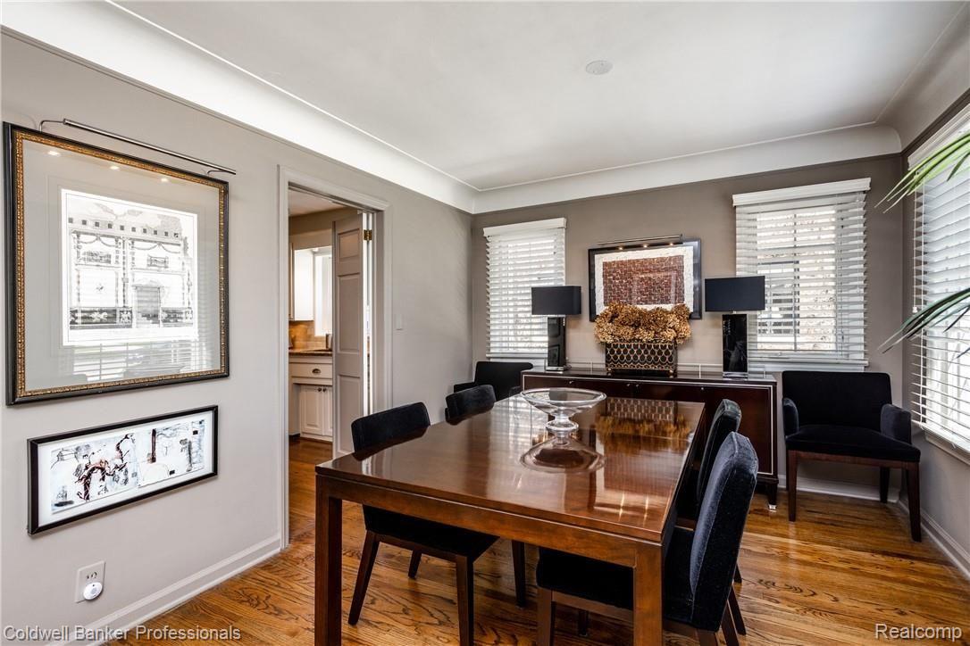 947 Washington Road Grosse Pointe, MI 48230 - Photo 16 of 36 947 Washington L050.jpg