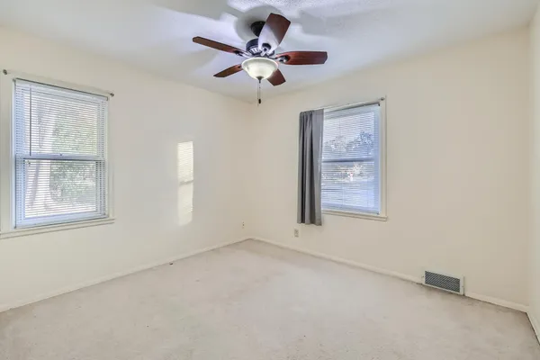 $2,500 | 18 Park Lane, Hopkins, MN 55343