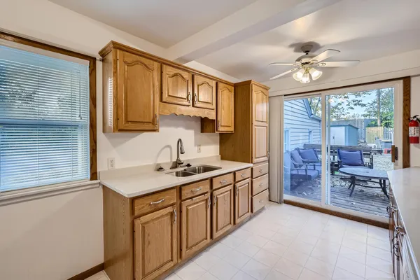 $2,500 | 18 Park Lane, Hopkins, MN 55343