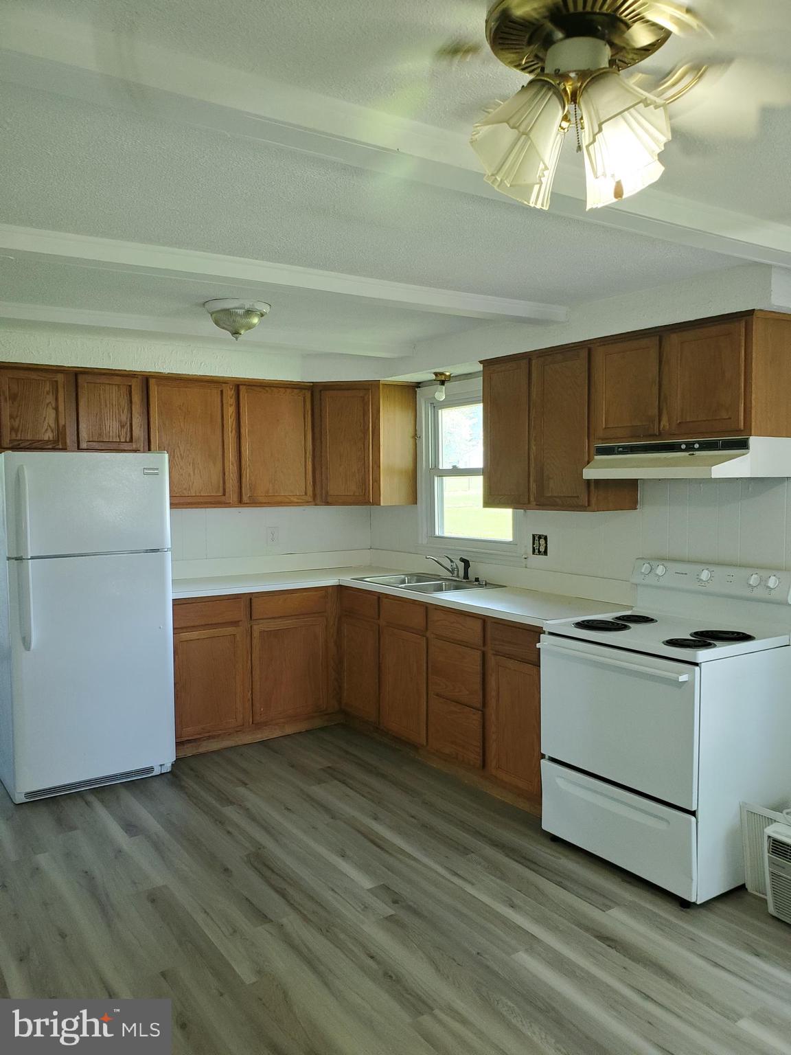 389 Ruebuck Road Clear Brook, VA 22624 - Photo 6 of 14 Kitchen