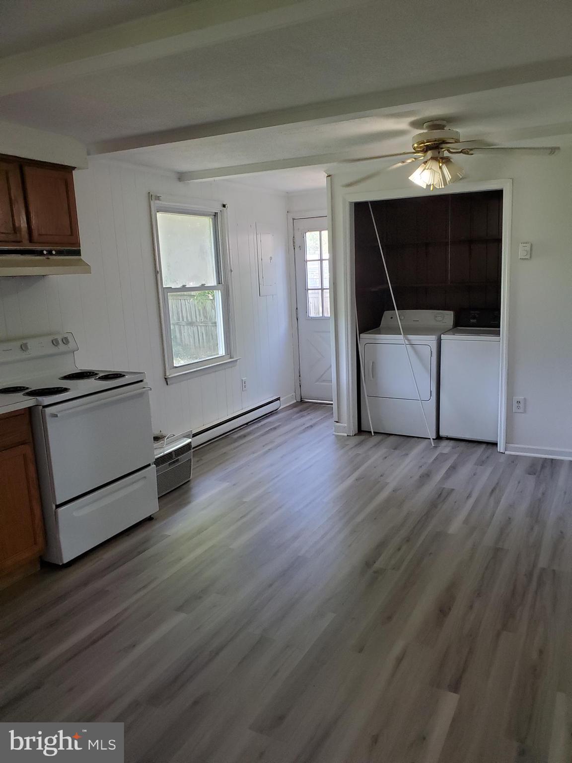 389 Ruebuck Road Clear Brook, VA 22624 - Photo 7 of 14 Eat in Kitchen showing laundry