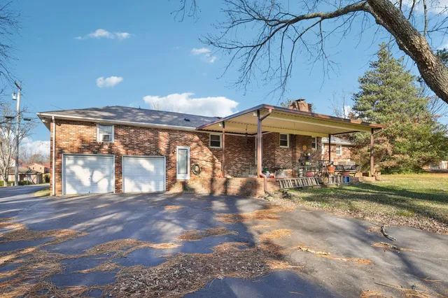 $440,000 | 109 Due W Drive, Mount Juliet, TN 37122