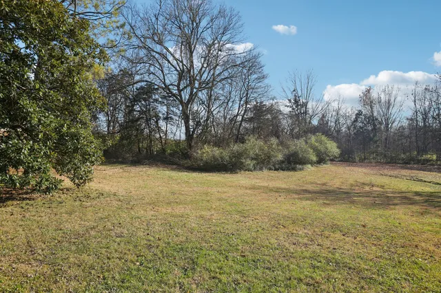 $440,000 | 109 Due W Drive, Mount Juliet, TN 37122