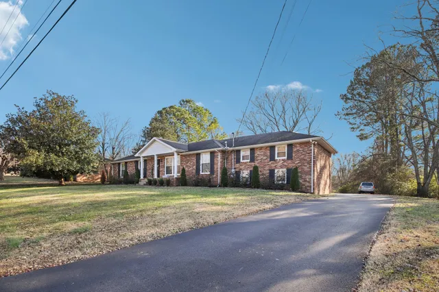 $440,000 | 109 Due W Drive, Mount Juliet, TN 37122