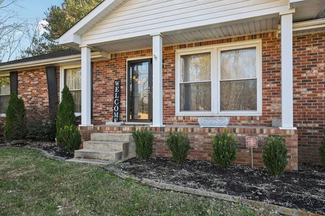 $440,000 | 109 Due W Drive, Mount Juliet, TN 37122