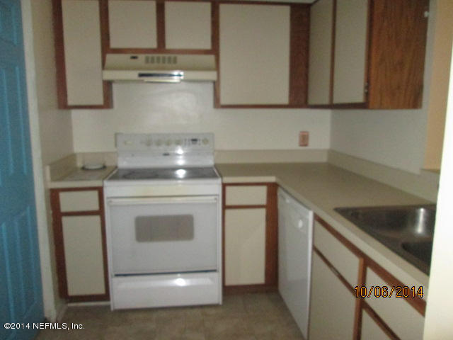 10716 Alden Road, Unit 4 Jacksonville, FL 32246 - Photo 5 of 9 2014-10-06 11