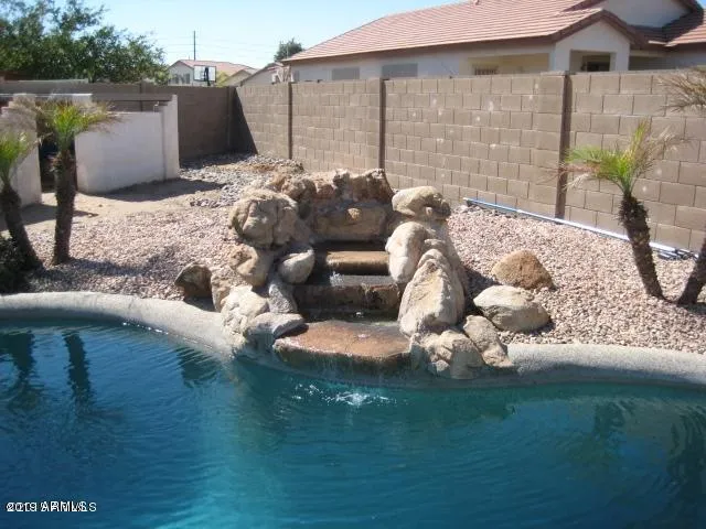 $2,250 | 11037 West Granada Road, Avondale, AZ 85392