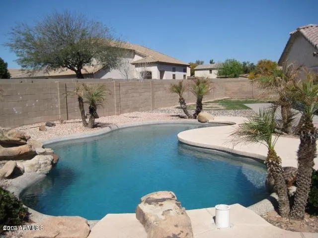 $2,250 | 11037 West Granada Road, Avondale, AZ 85392