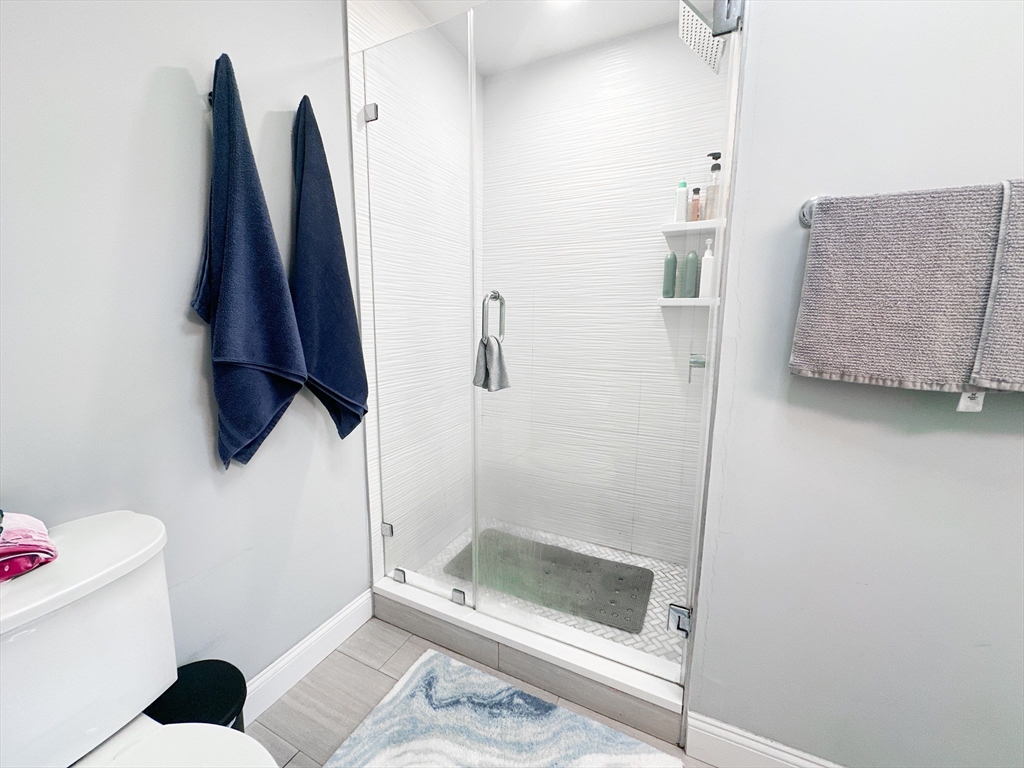 77 Torrey Street, Unit 2 Boston, MA 02124 - Photo 9 of 17