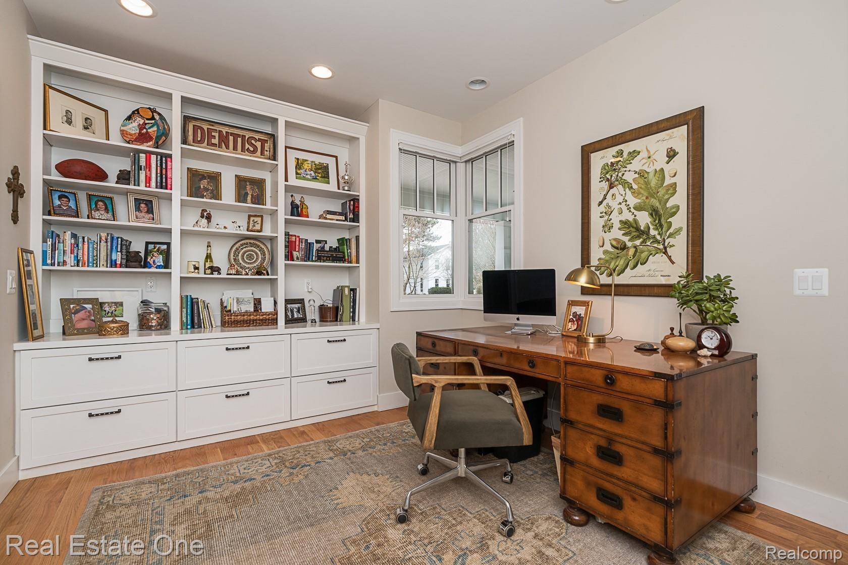 420 West 3rd Street Rochester, MI 48307 - Photo 21 of 37 First floor office