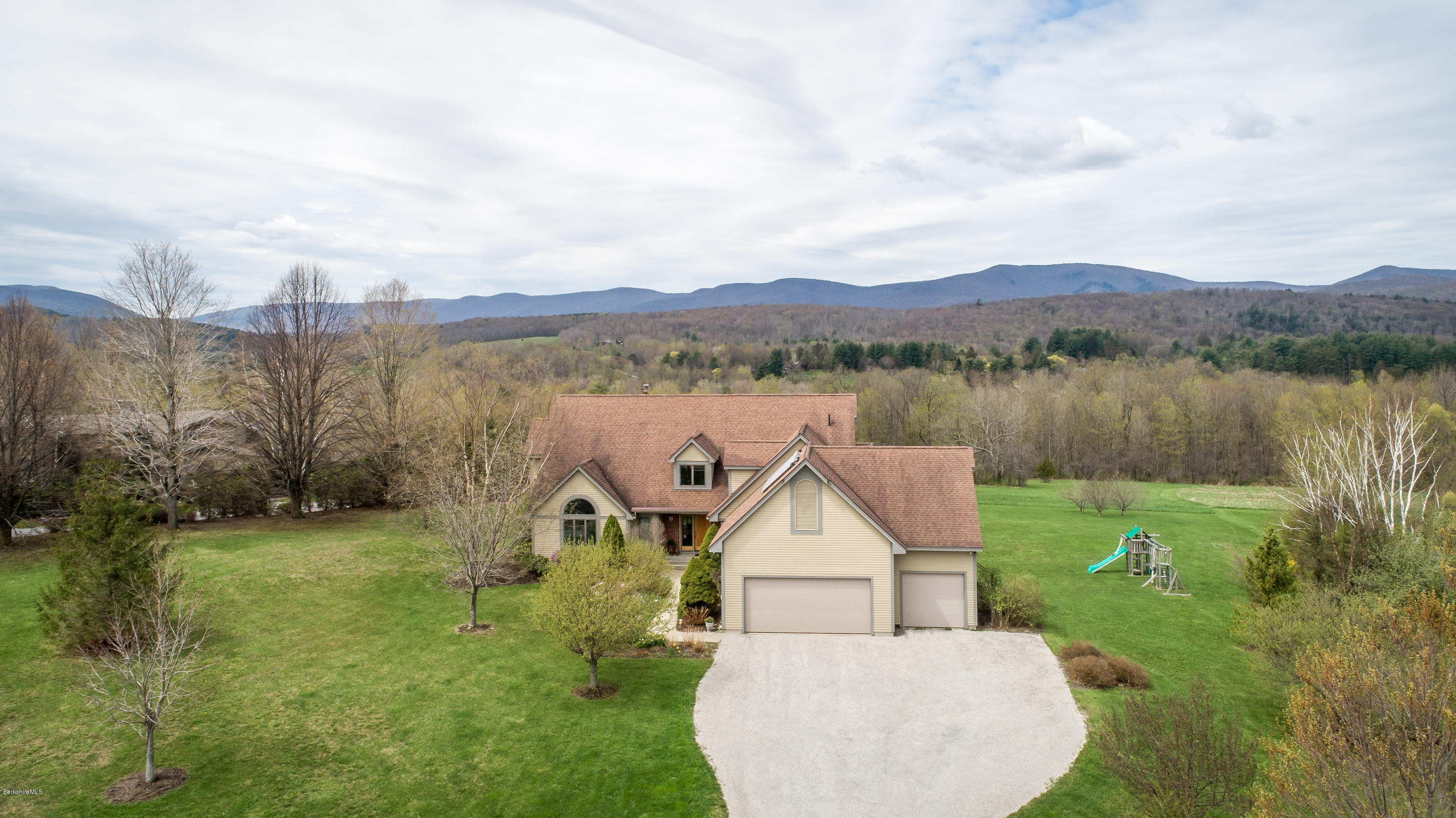 429 Stratton Road Williamstown, MA 01267 - Photo 1 of 29 1 EXT MLS Main-102