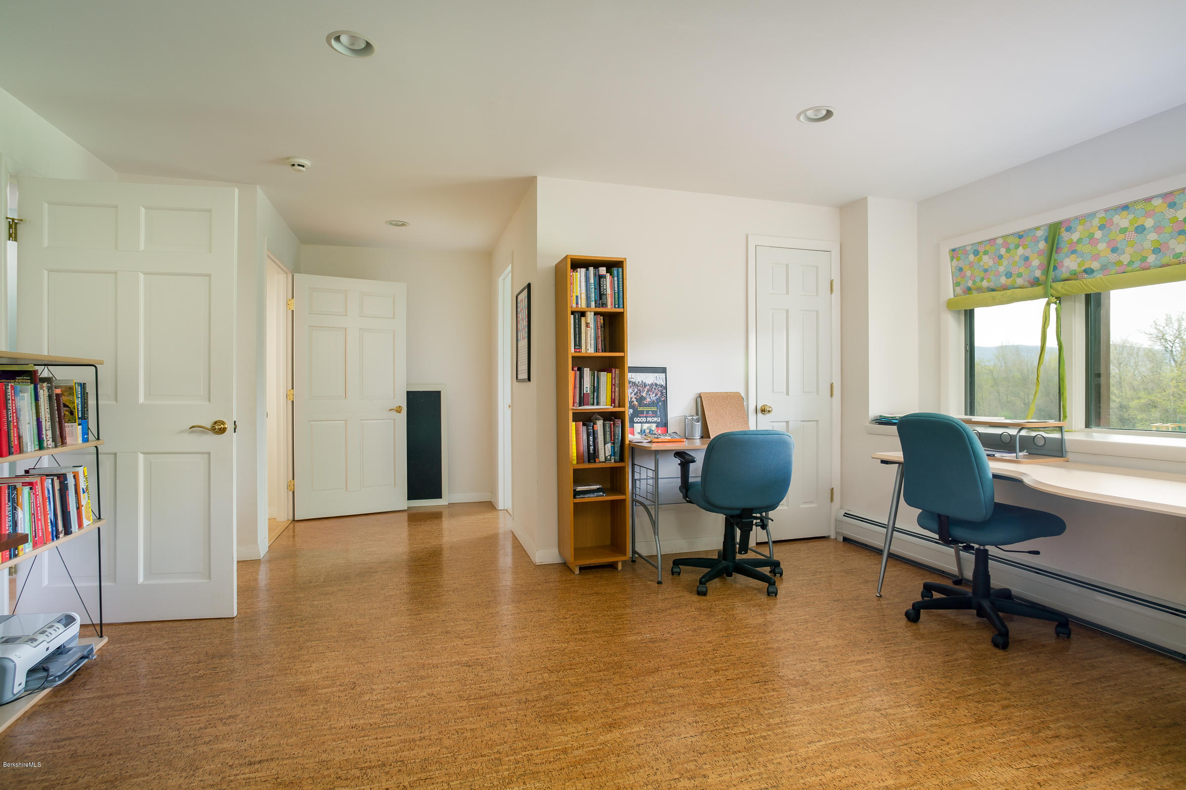 429 Stratton Road Williamstown, MA 01267 - Photo 16 of 29 16 LL office space-128