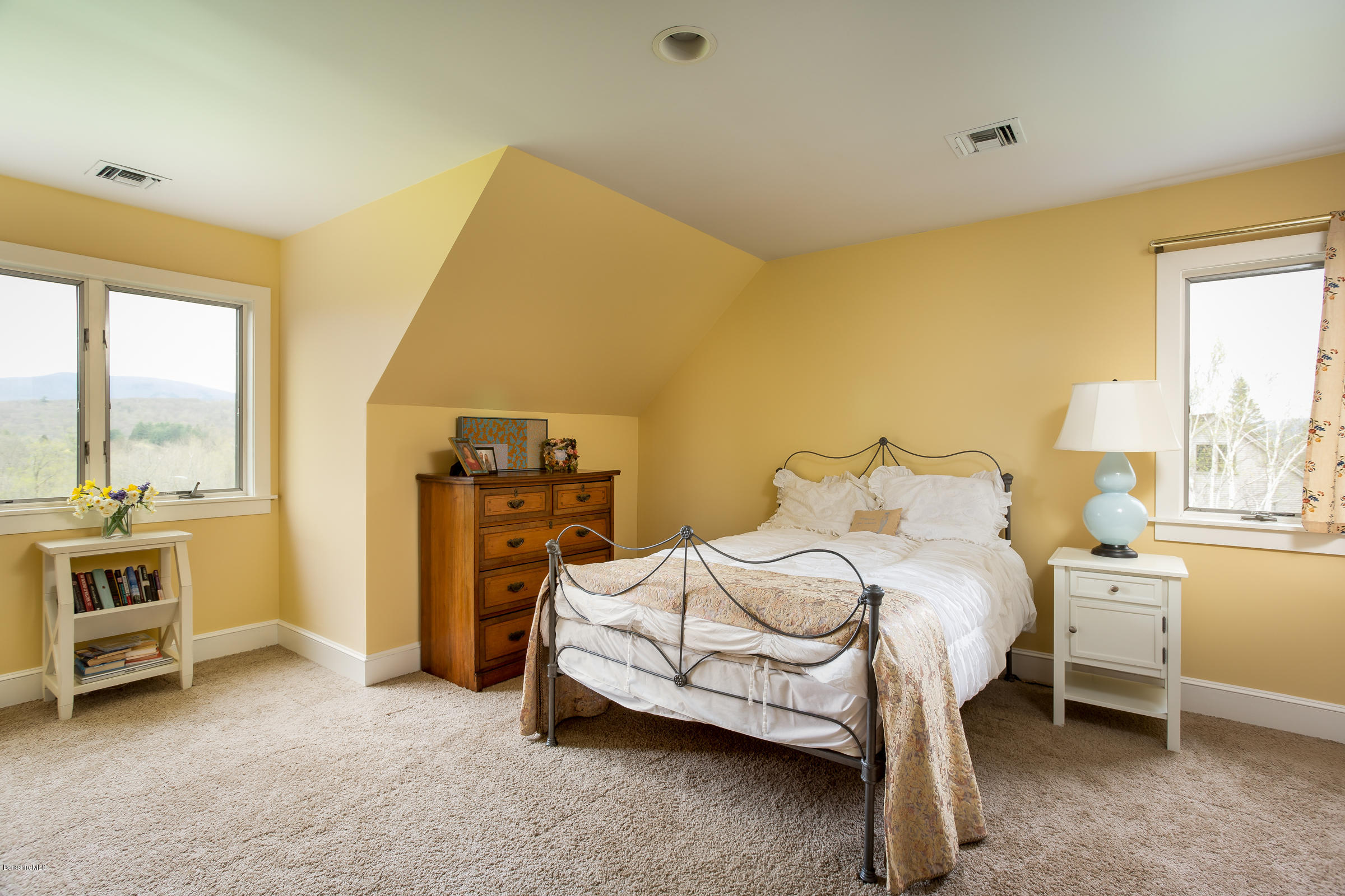 429 Stratton Road Williamstown, MA 01267 - Photo 22 of 29 22 BR 4-108