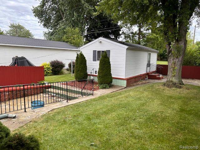 4365 Van Slyke Road Flint, MI 48507 - Photo 37 of 41 Gallery Image 37