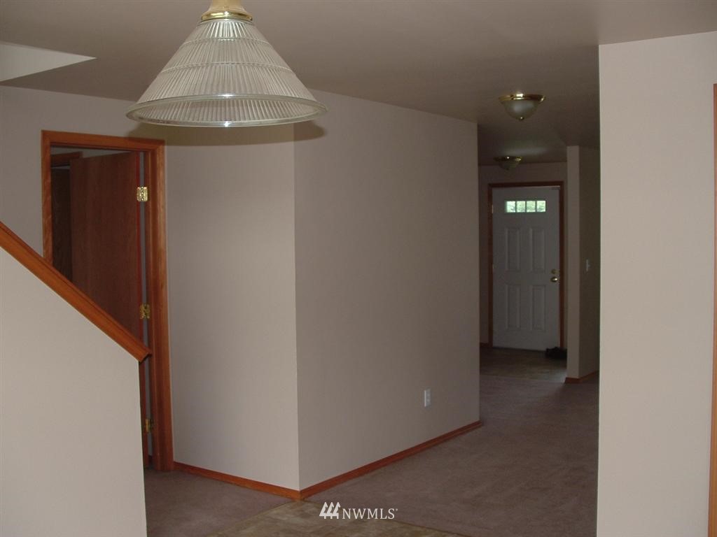 317 Ridgeview Drive Napavine, WA 98532 - Photo 2 of 14