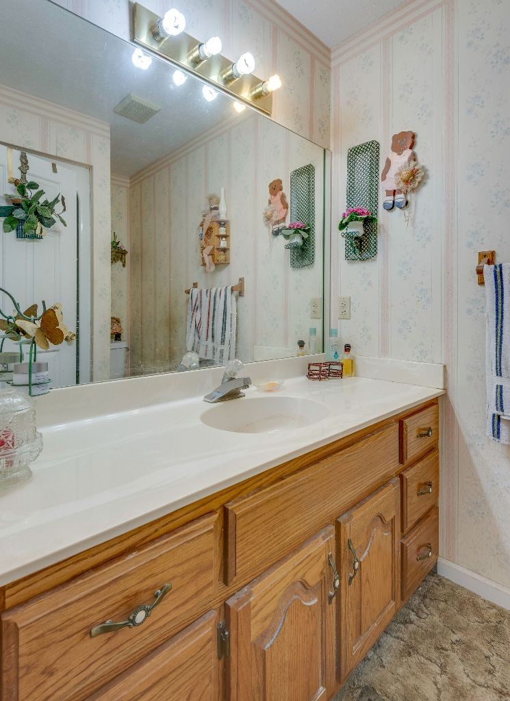 1769 Maple Valley Road Charlotte, TN 37036 - Photo 21 of 25 Gallery Image 21
