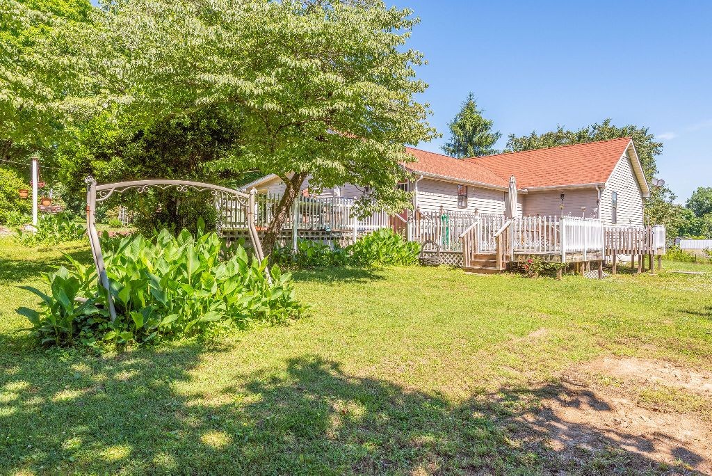 1769 Maple Valley Road Charlotte, TN 37036 - Photo 7 of 25 Gallery Image 7