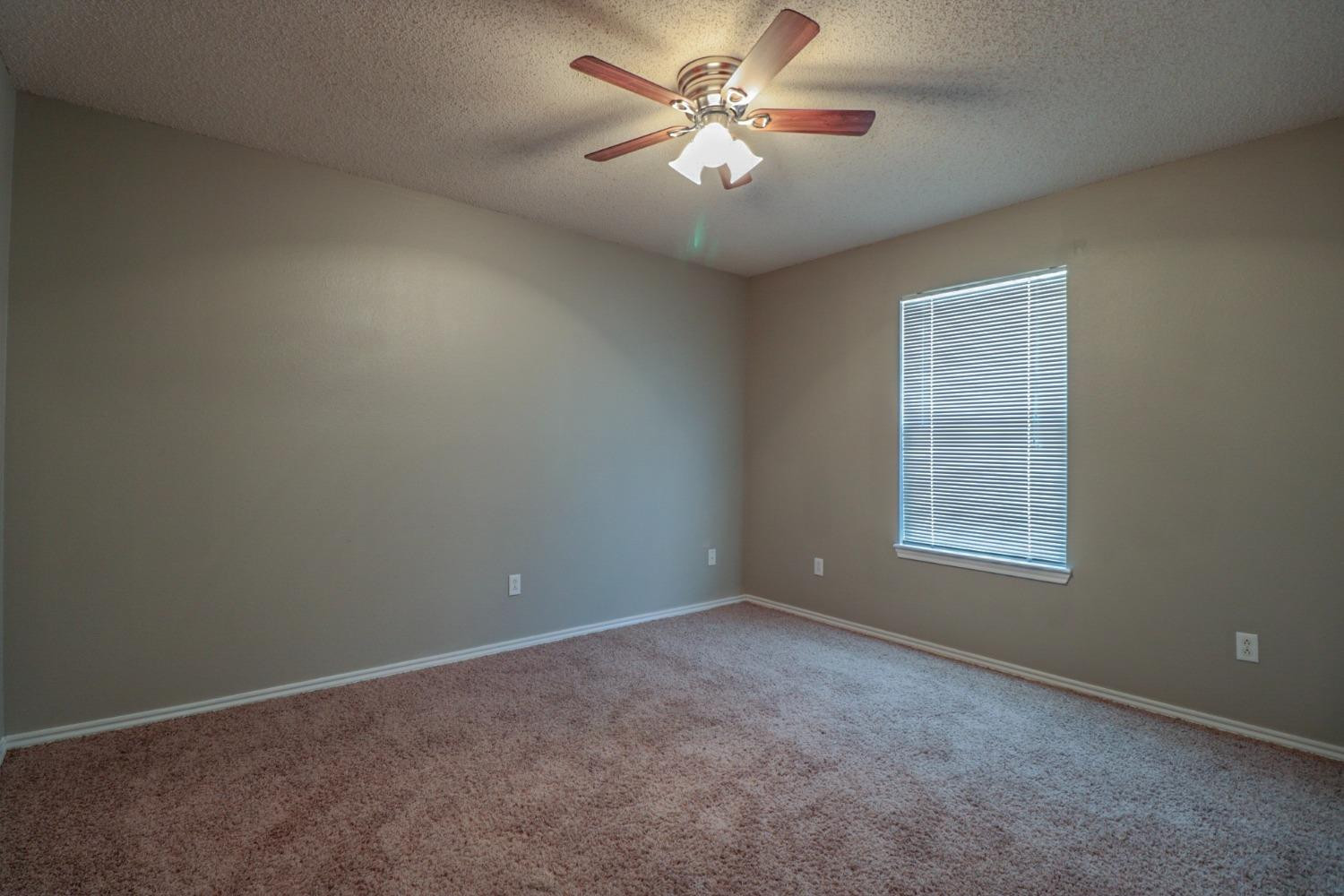 6716 4th Street, Unit A Lubbock, TX 79416 - Photo 5 of 10 Photo 5