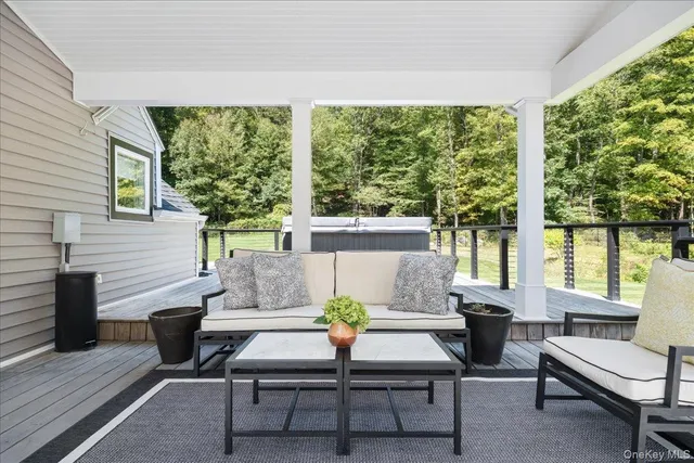 $2,100,000 | 1570 Journeys End Road, Croton-on-Hudson, NY 10520