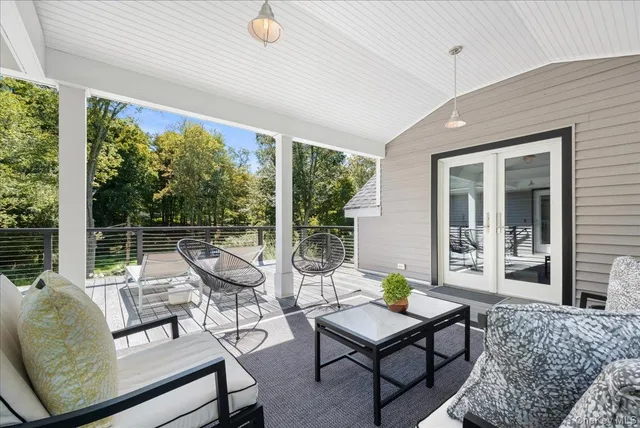 $2,100,000 | 1570 Journeys End Road, Croton-on-Hudson, NY 10520