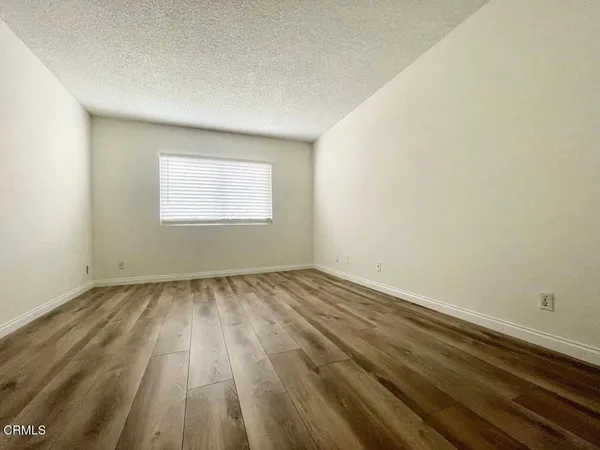 $2,900 | 378 East Surfside Drive, Port Hueneme, CA 93041