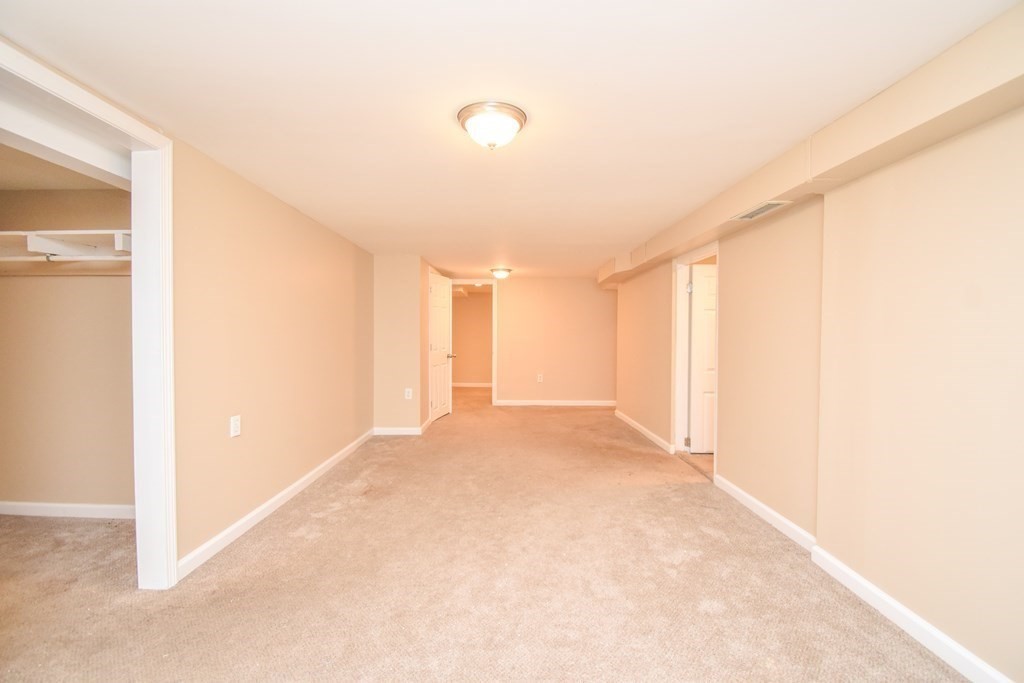 45 Redfern Drive Springfield, MA 01109 - Photo 21 of 26 Gallery Image 21