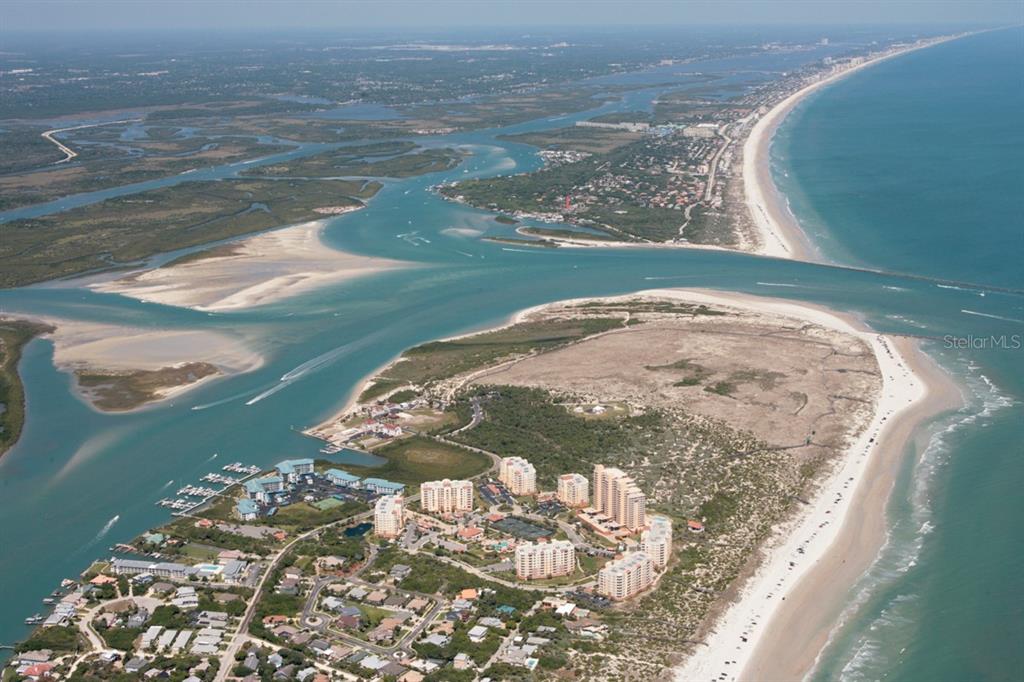 Minorca stretches from the river to the ocean and overlooks the Smyrna Dunes Park