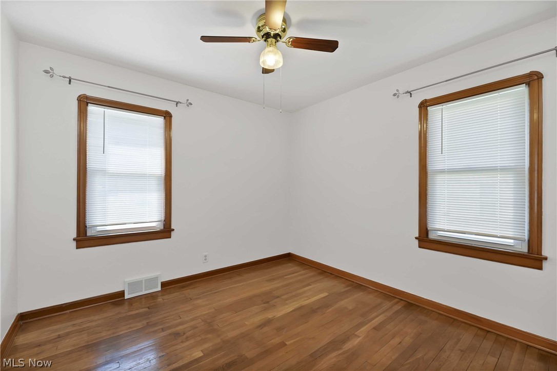 9303 Snow Road Cleveland, OH 44130 - Photo 14 of 35