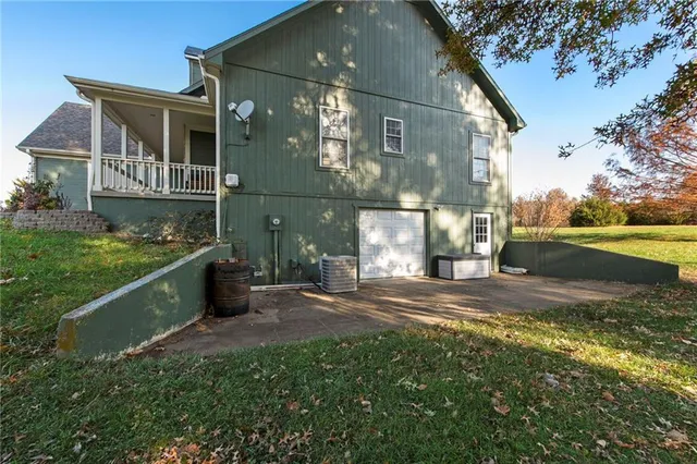 $435,000 | 608 Mulberry Street, Pleasant Hill, MO 64080