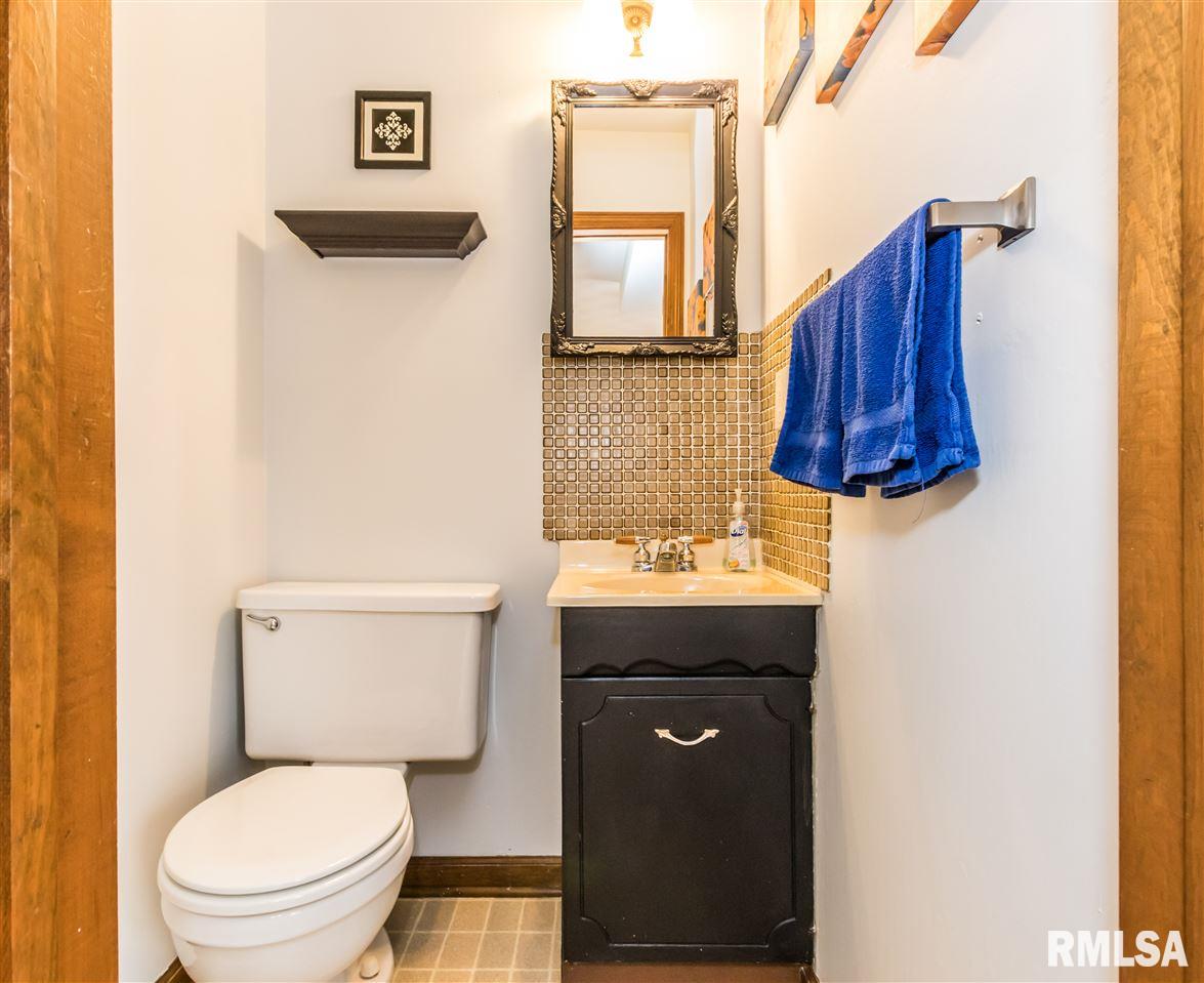 1508 Highview Road East Peoria, IL 61611 - Photo 17 of 35 Gallery Image 17