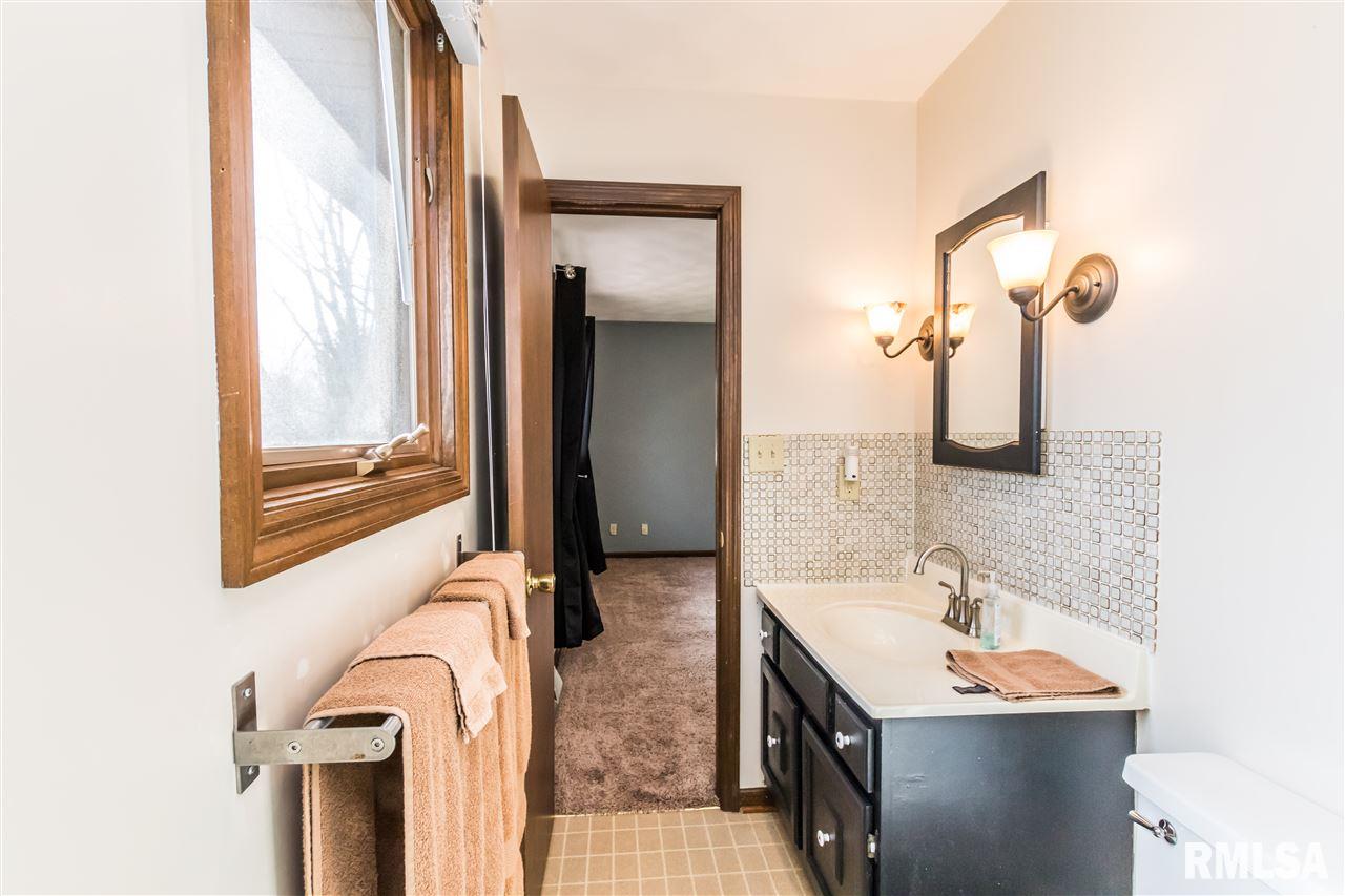 1508 Highview Road East Peoria, IL 61611 - Photo 31 of 35 Gallery Image 31
