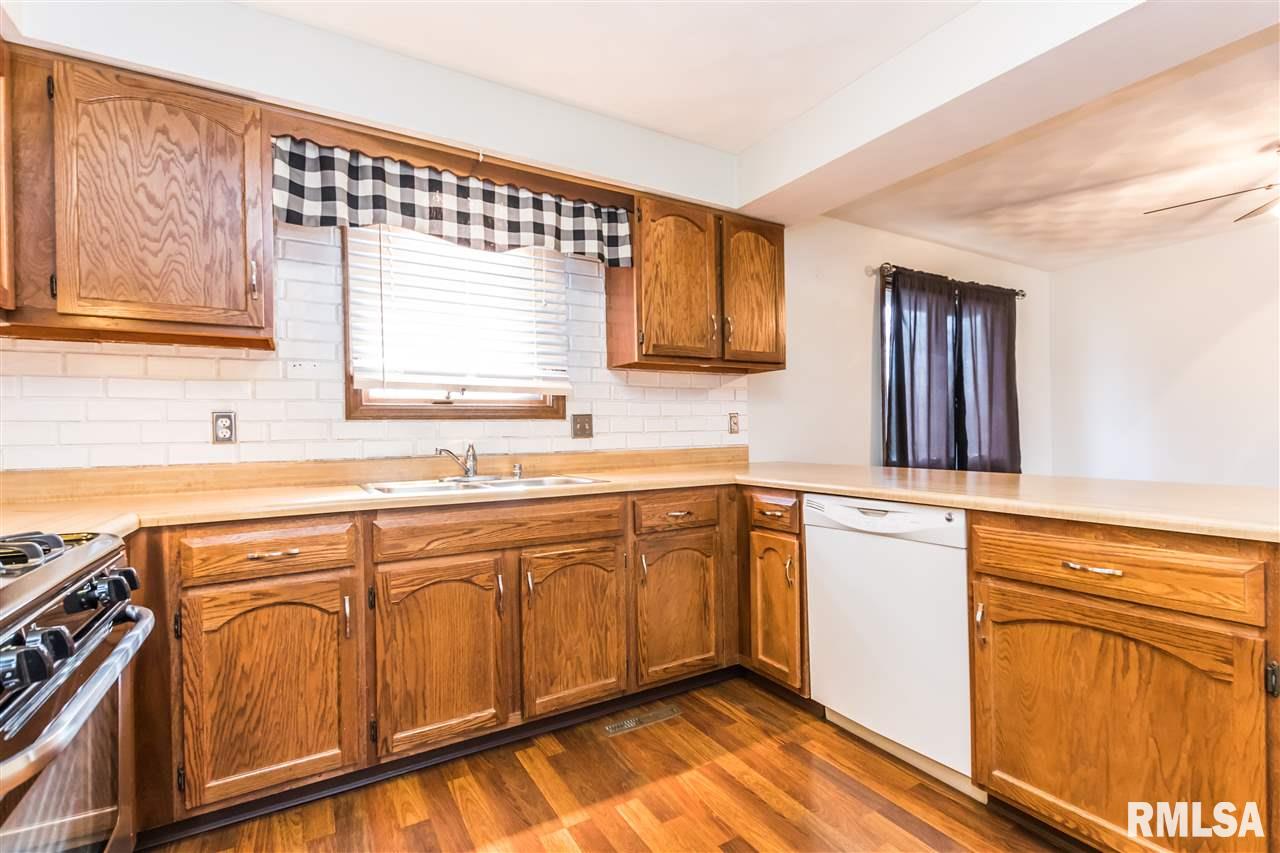 1508 Highview Road East Peoria, IL 61611 - Photo 8 of 35 Gallery Image 8