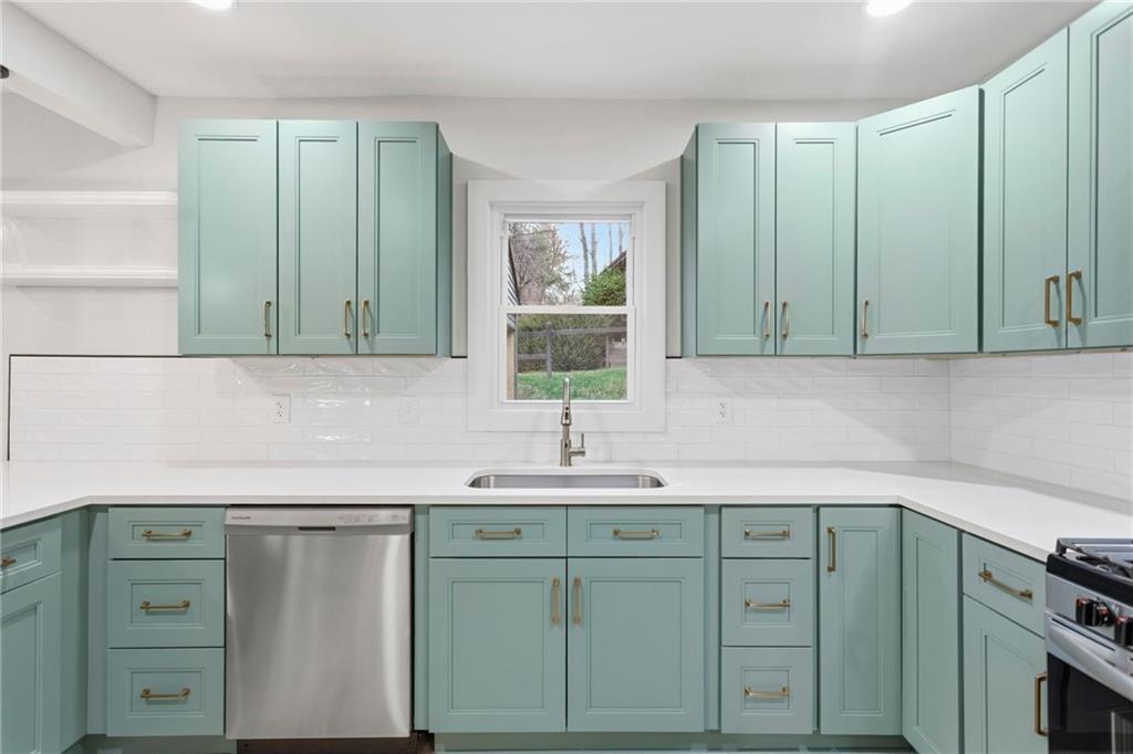 3809 41st Avenue New Brighton, PA 15066 - Photo 14 of 37