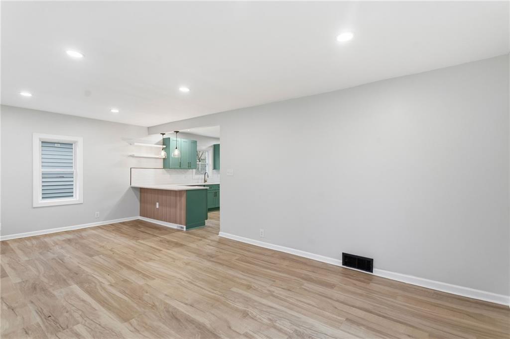 3809 41st Avenue New Brighton, PA 15066 - Photo 5 of 37