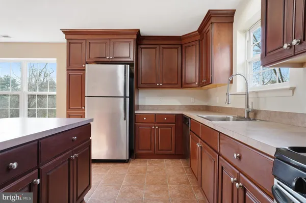 $2,800 | 13675-00 Philmont Avenue, Unit 40, Philadelphia, PA 19116