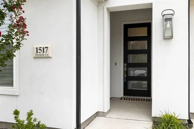 a view of an entryway door