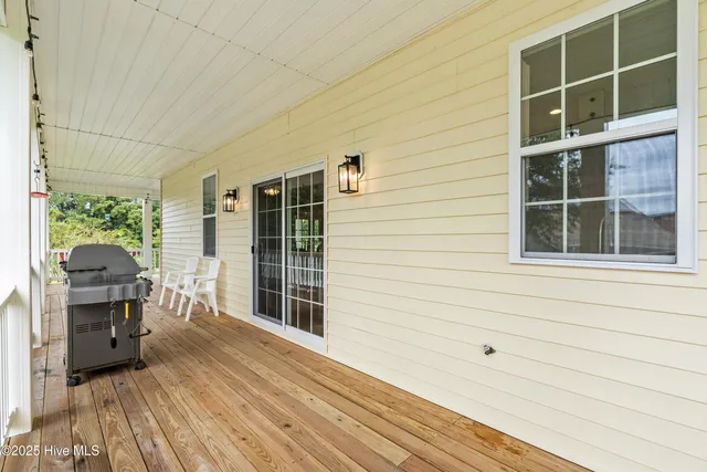 $550,000 | 497 Church Street, Oriental, NC 28571