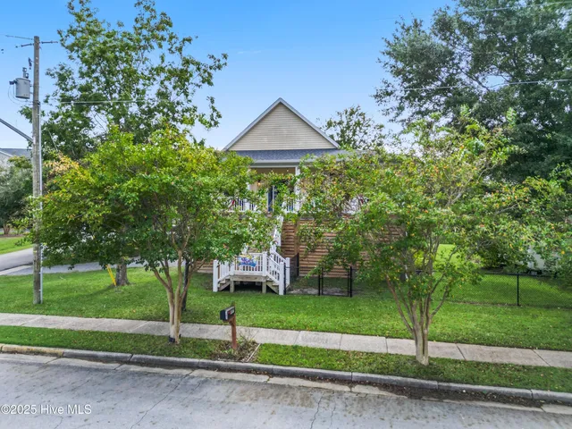 $550,000 | 497 Church Street, Oriental, NC 28571