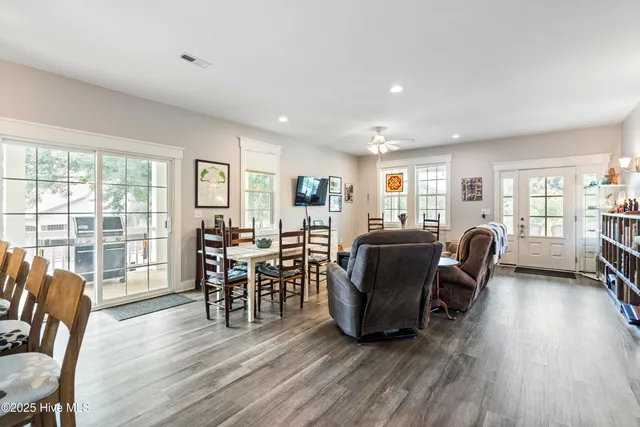 $550,000 | 497 Church Street, Oriental, NC 28571