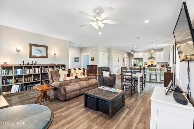 $550,000 | 497 Church Street, Oriental, NC 28571