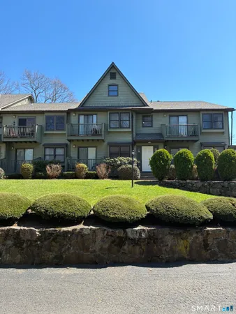 $219,900 | 462 Glendale Avenue, Unit 11, Bridgeport, CT 06606