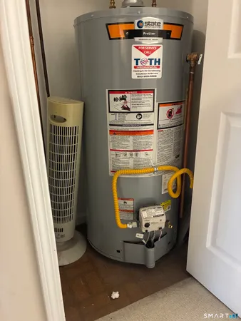 $219,900 | 462 Glendale Avenue, Unit 11, Bridgeport, CT 06606