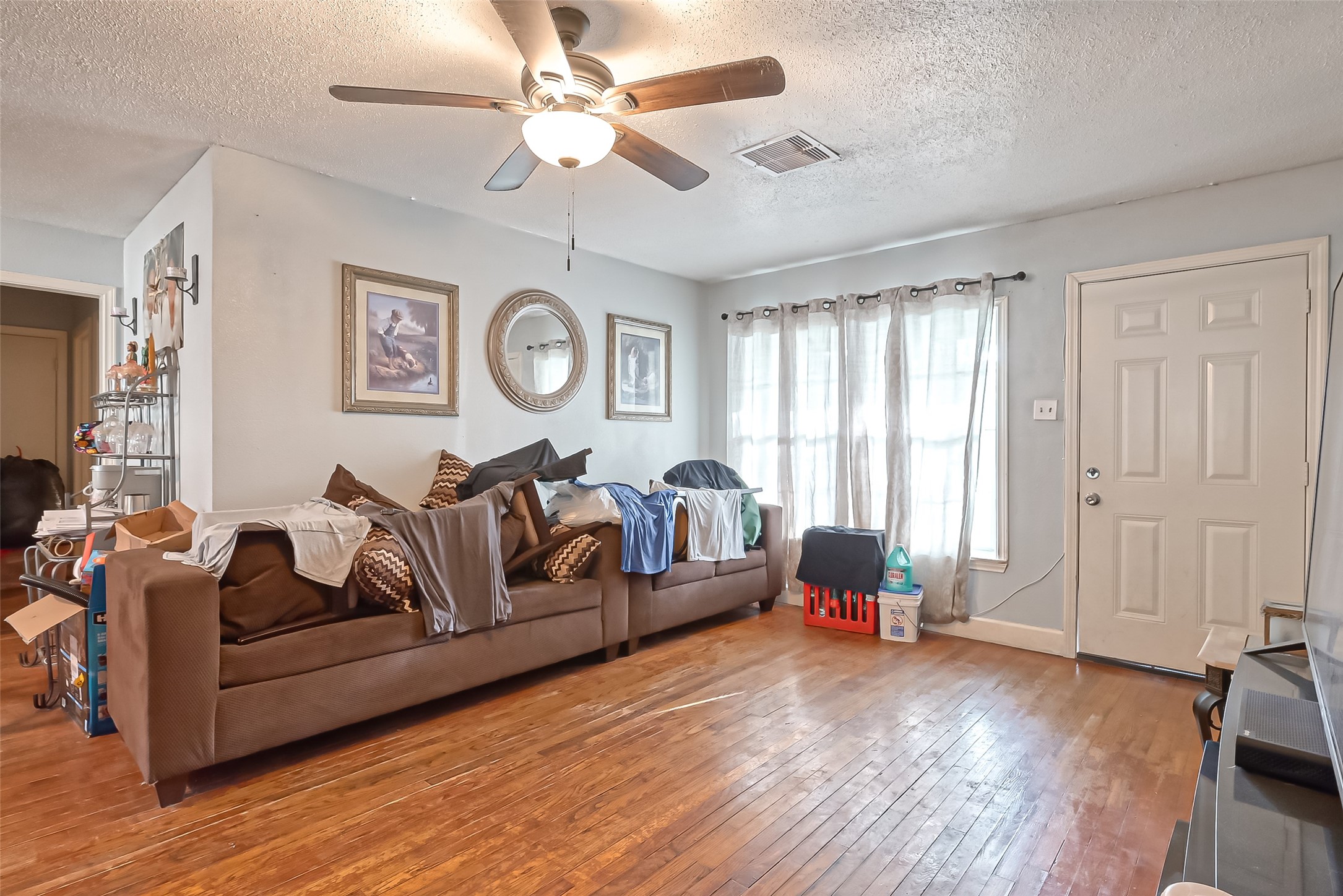 10434 Envoy Street Houston, TX 77016 - Photo 11 of 16