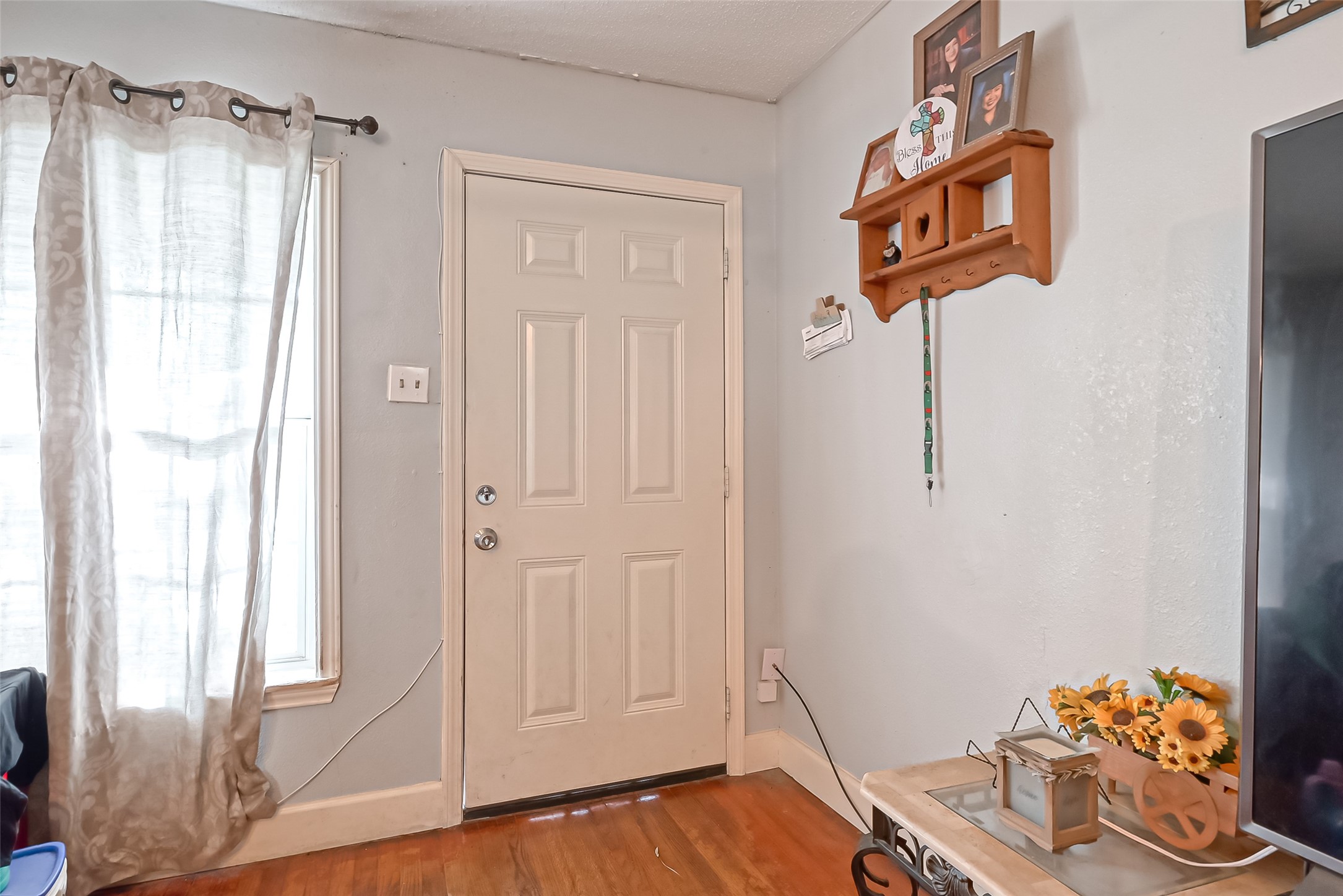 10434 Envoy Street Houston, TX 77016 - Photo 6 of 16