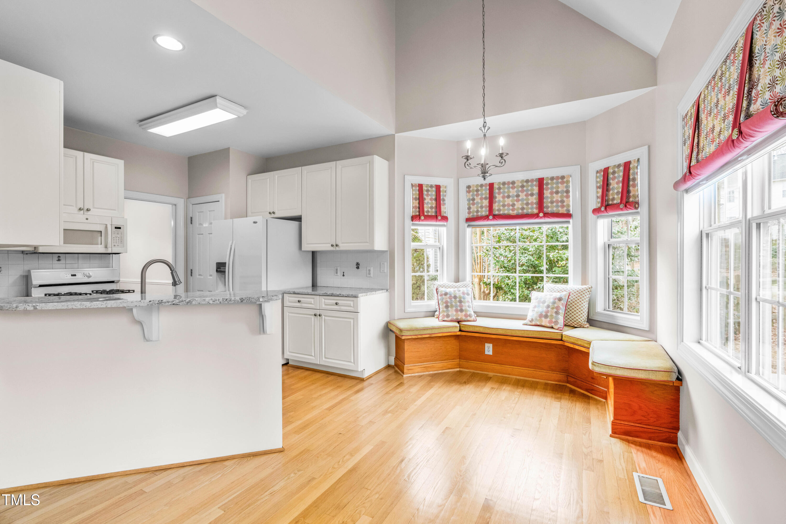 6328 Nowell Pointe Drive Raleigh, NC 27607 - Photo 17 of 56 Kitchen with Eat In Area